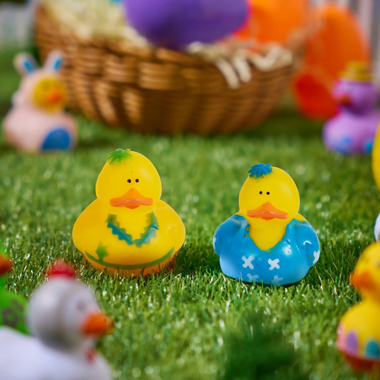 Joyfy 120 Pack Mini Rubber Ducks Assorted Bath Toys